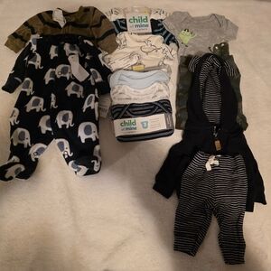 Thirteen Piece Prmiee Baby Outfits